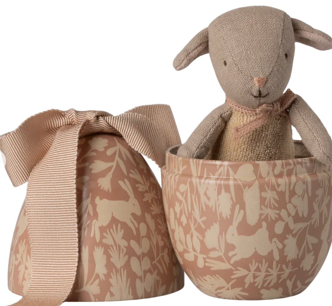 Maileg Easter Egg with Micro Lamb, Powder