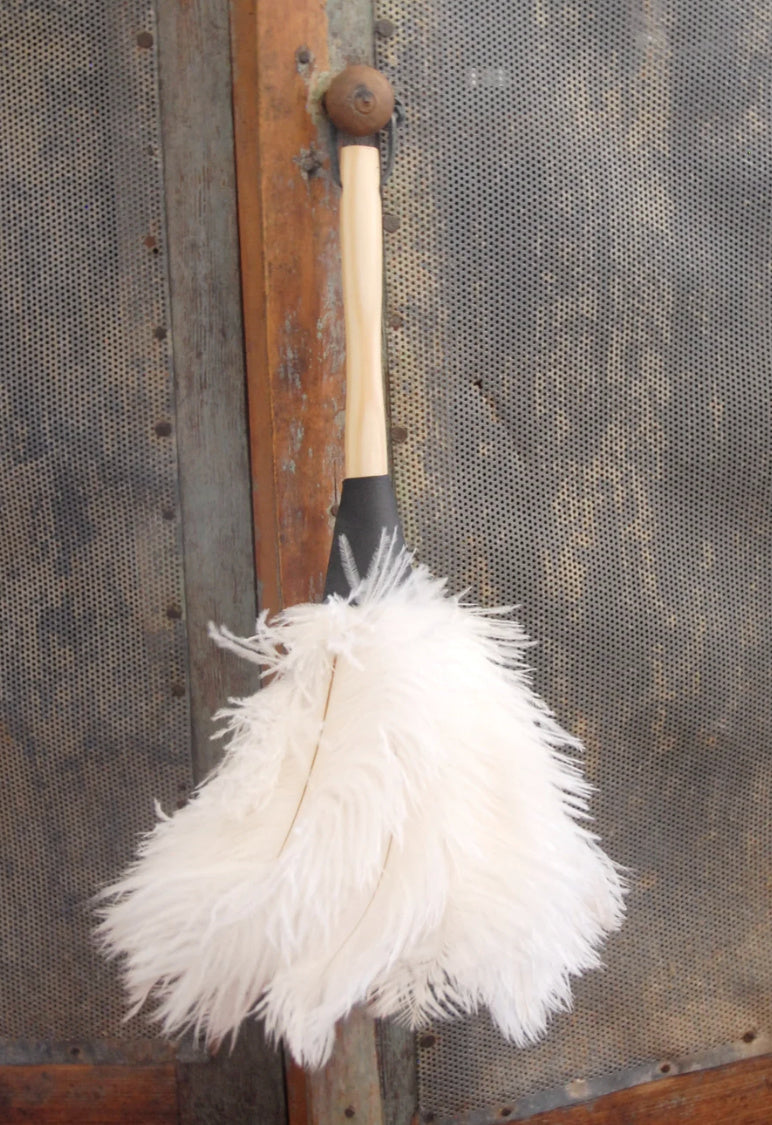 Earth & Nest Feather Duster