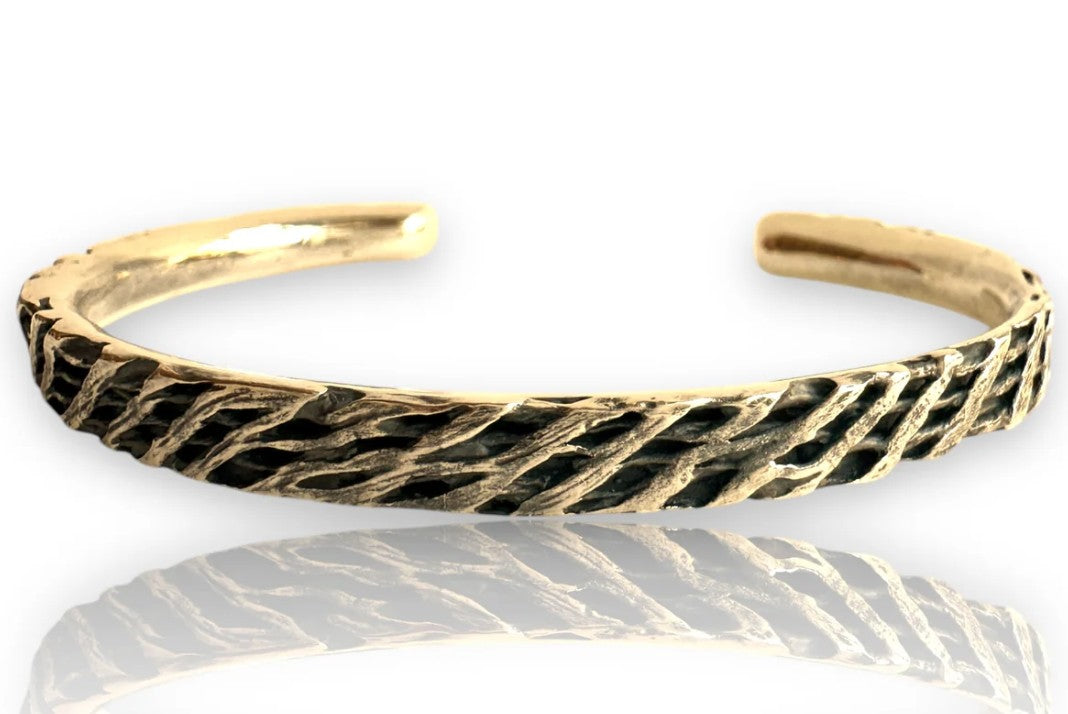 Merzatta Warm Palm Stackable Cuff