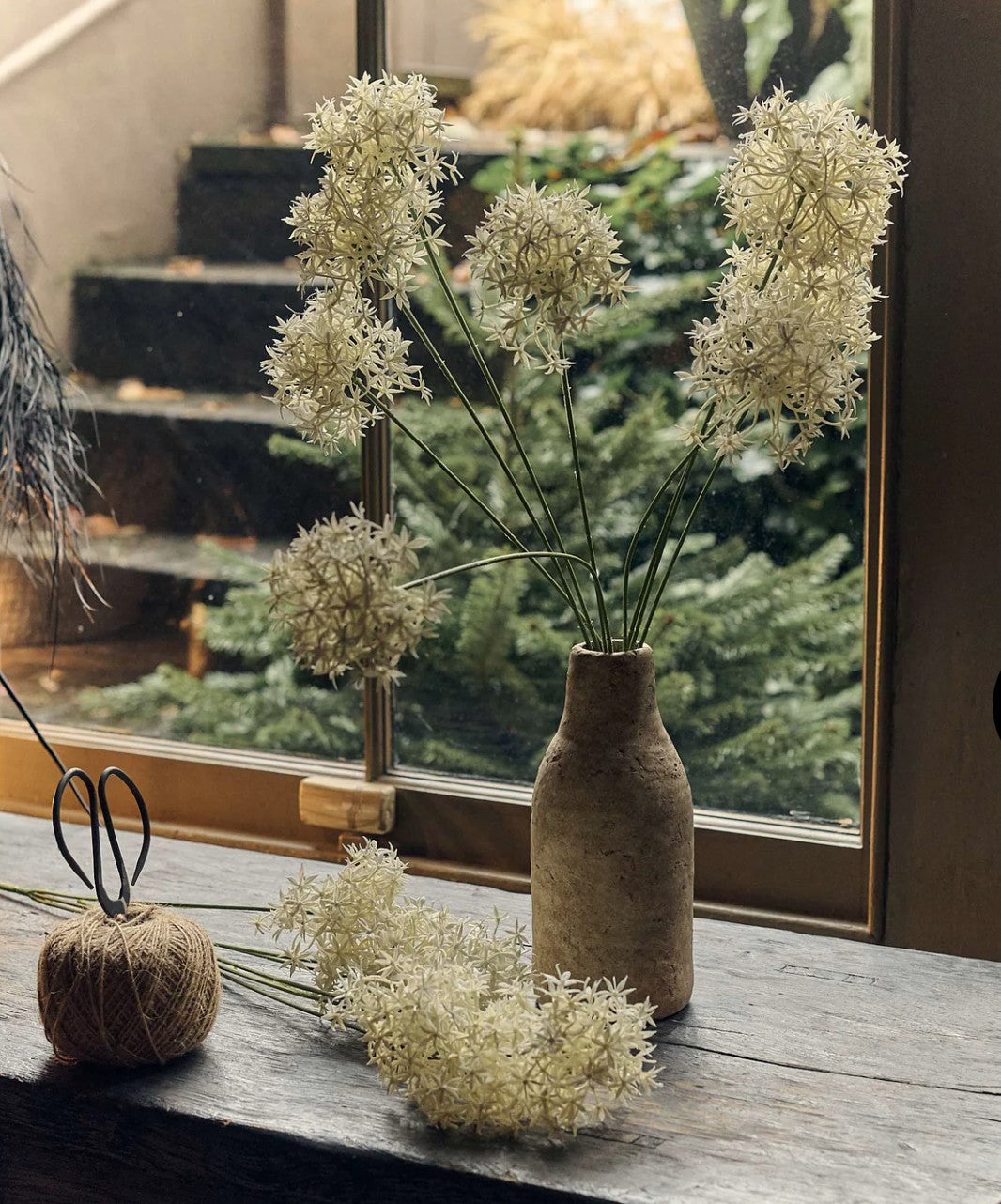 Abigail Ahern Allium Cream Branch