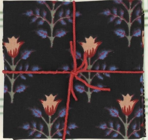 Suzette Lily Black Napkins