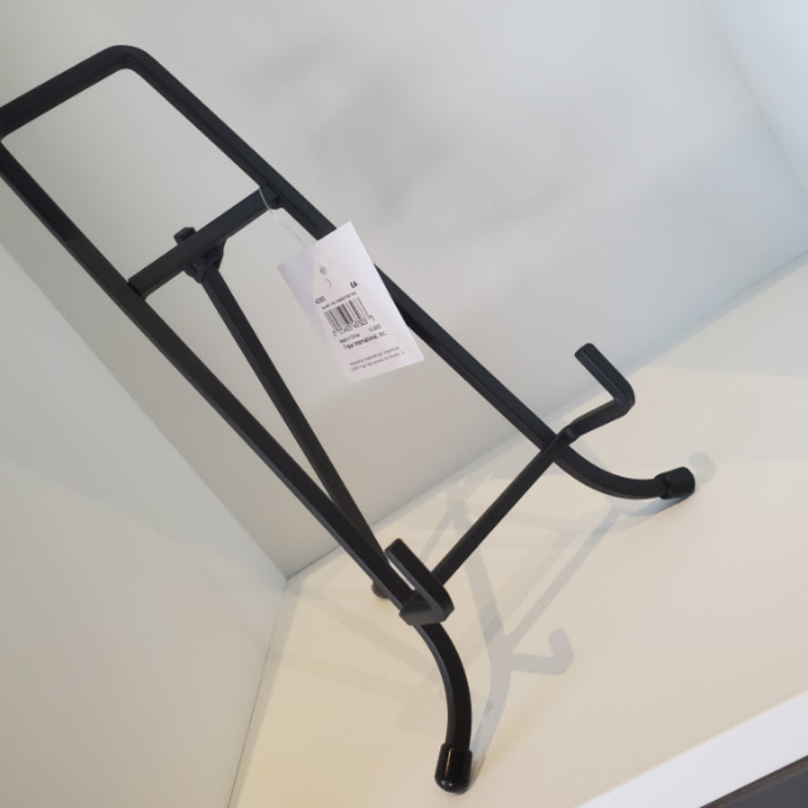 Tripar Easel