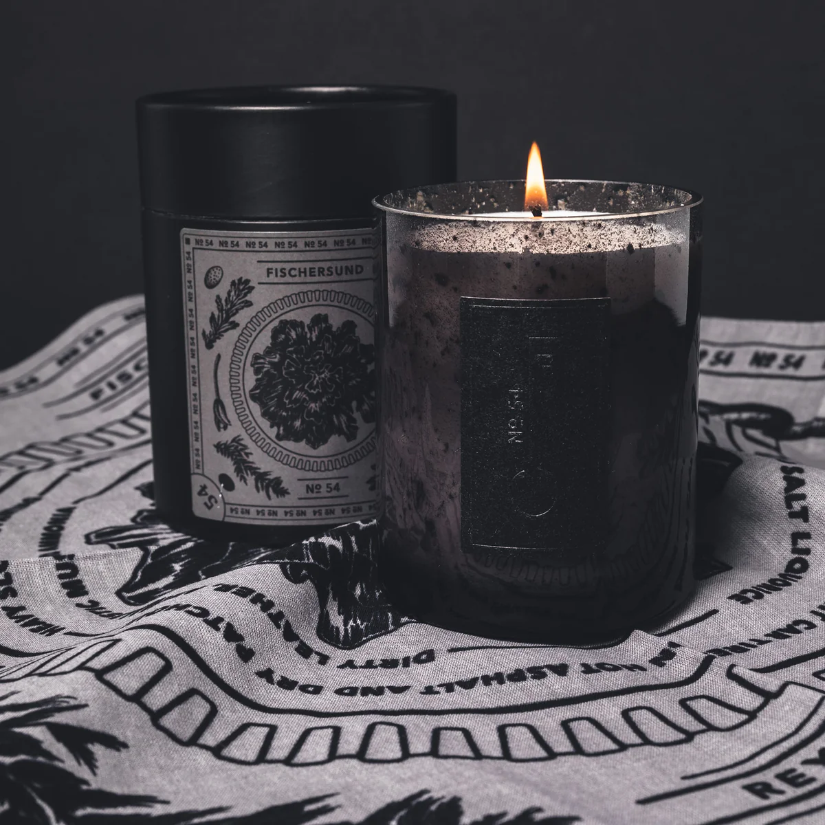 Fischersund No. 54 Candle