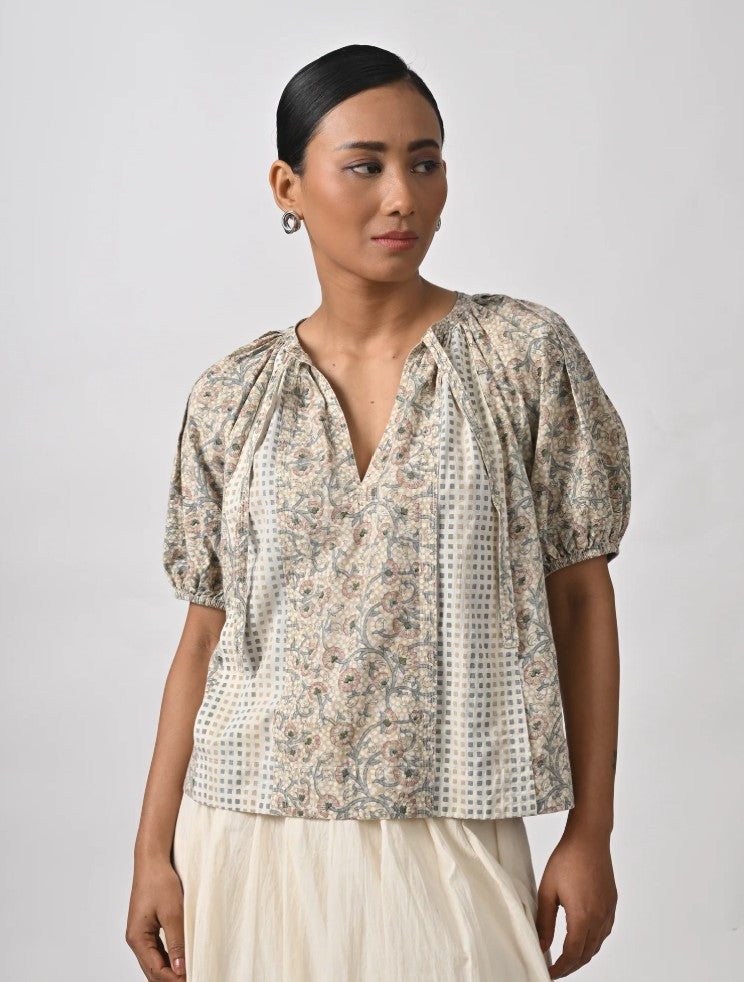 Filling Spaces Yana Top